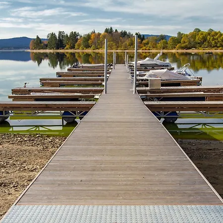 Lakeside Village 17 By Interhome